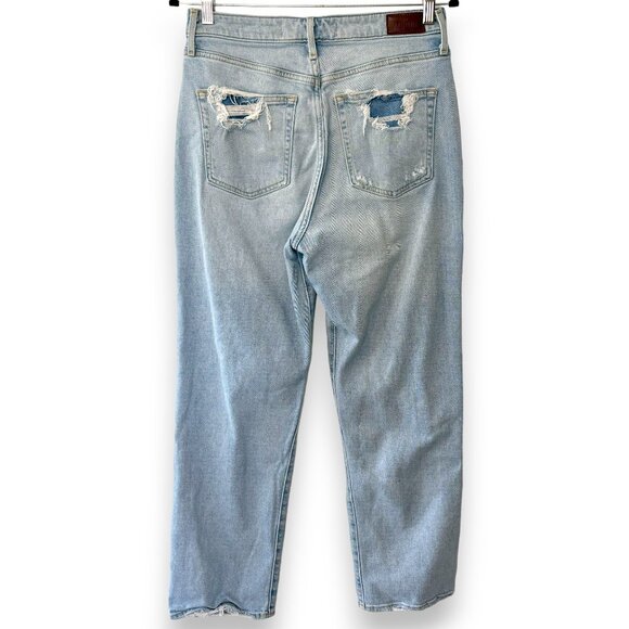 Hollister Ultra High-Rise Vintage Straight Jeans - Picture 2 of 7